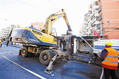 怀柔城区最大违建昨日开拆
