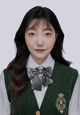梁英